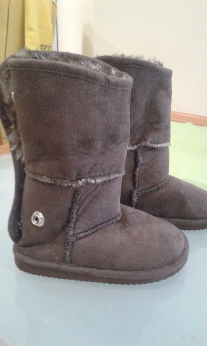 Топли боти за момиченца