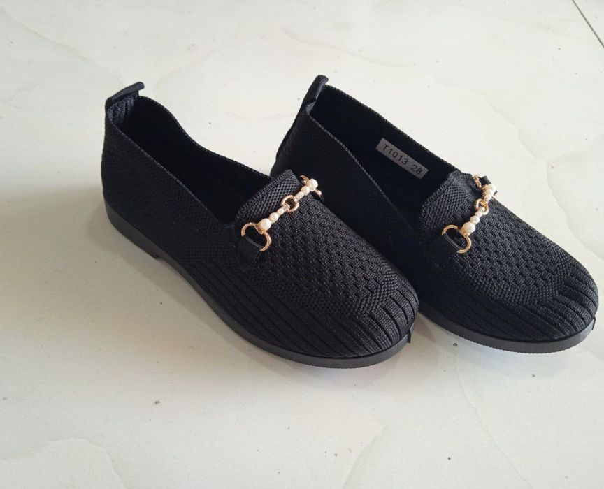 Ayollar tuflisi sotiladi