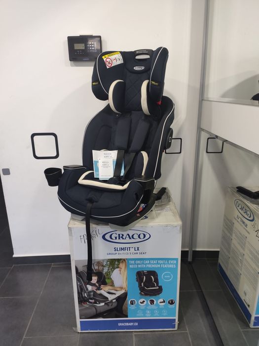 Scaun auto Graco Slimfit LX cu isofix pentru copii intre 0 și 36 kg