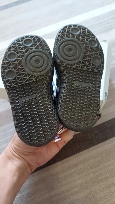 Бебешки Adidas samba