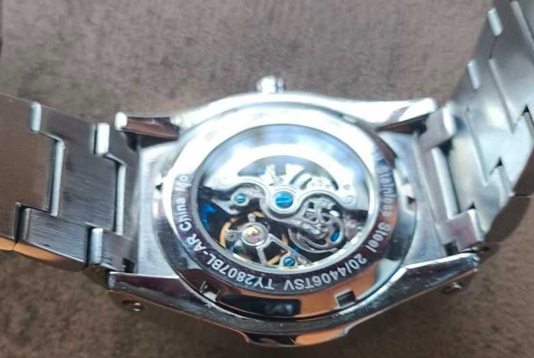 Мужские механические автоматические наручные часы Armitron