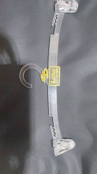 Вешалки -плечики
150 tr.