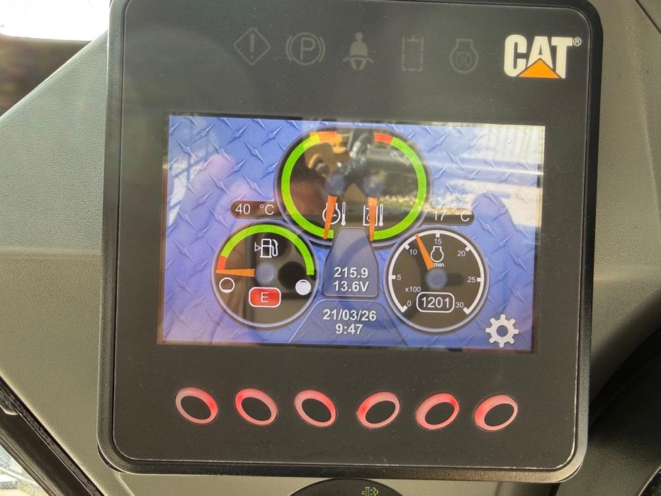 Bobcat  caterpillar  232D3