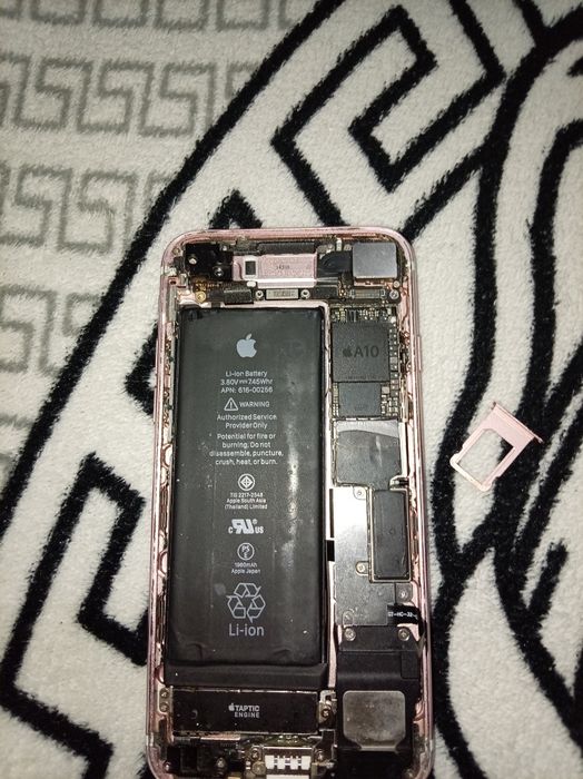 Айфон 7 запчасти без экрана.