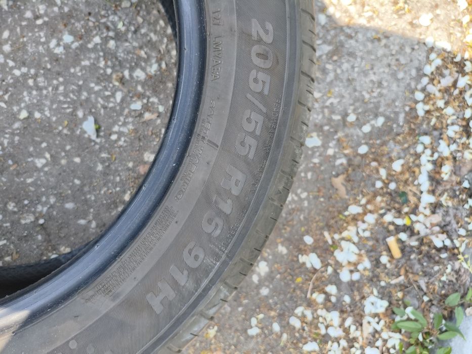 Продавам комплект 4бр.гуми Kumho 205/55 R16 летни
