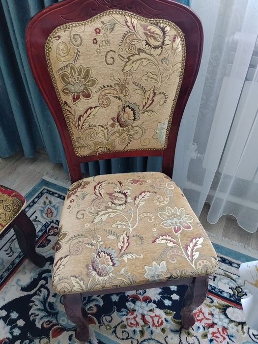 Орындықтар сатылады