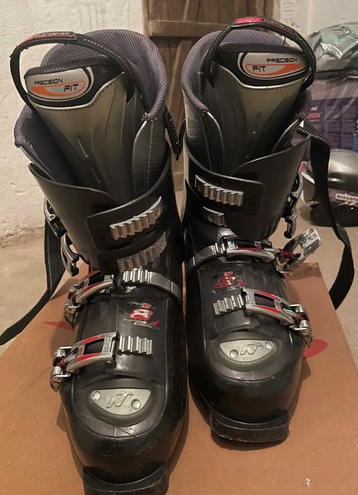 Clăpari pentru bărbați Nordica GTS 80 marime 29-29.5 (45)