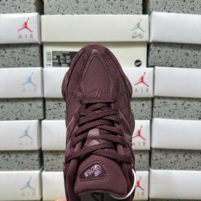 New Balance 9060 Burgundy U9060ZSC