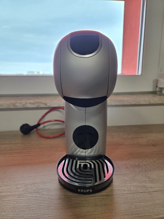 Aparat cafea cu capsule Dolce Gusto