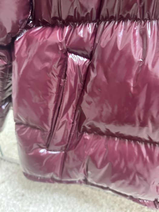 Продам пуховик Корея