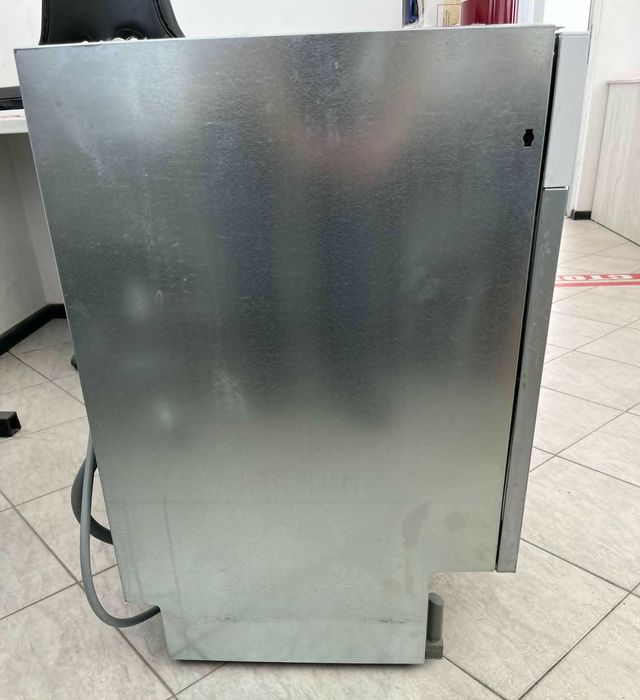 Съдомиялна за вграждане Whirlpool WI3010 60см / Като нова