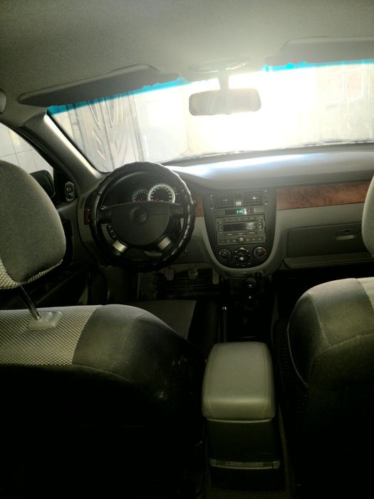 LACETTI 1.8 sotiladi
