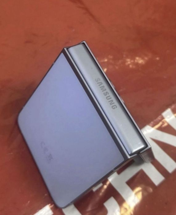 КАТО НОВ 512GB Samsung Z Flip 6 Технополис Гаранция 2026 Blue | Син