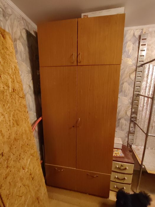 Продам шкаф вещевой