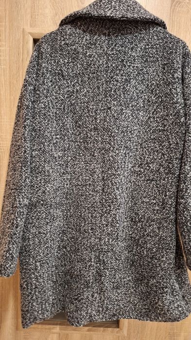 Продавам дамско палто 15лв.