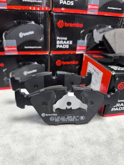 BMW E34 колодки тормозные brembo