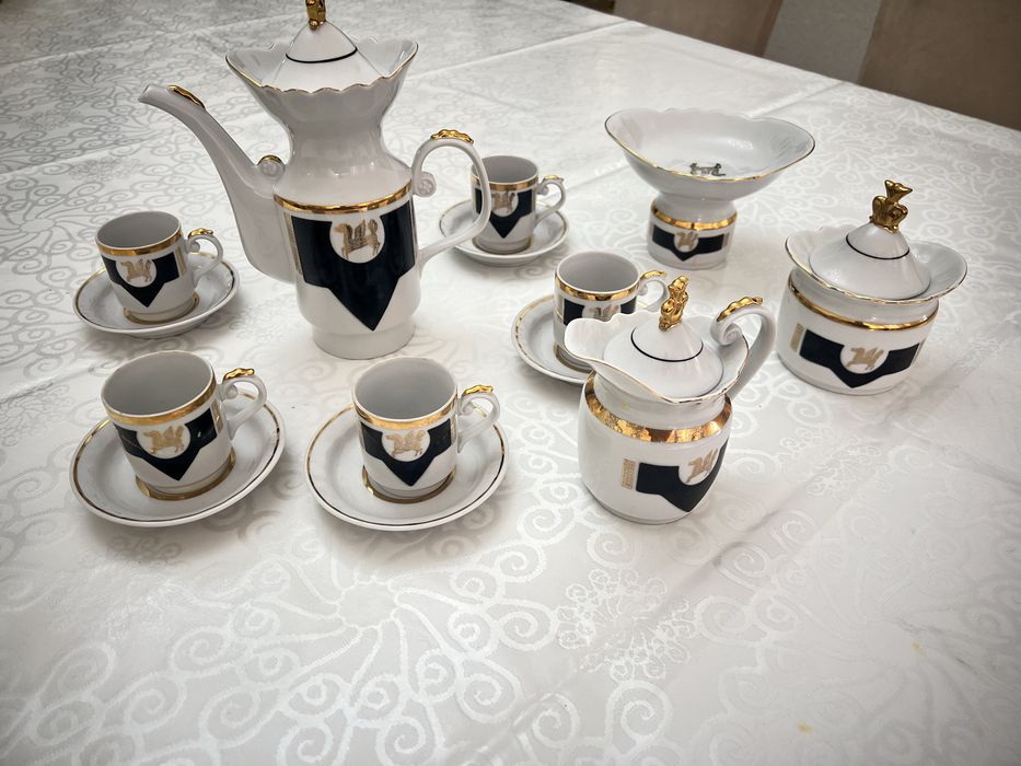 Посуда разная , тарелки