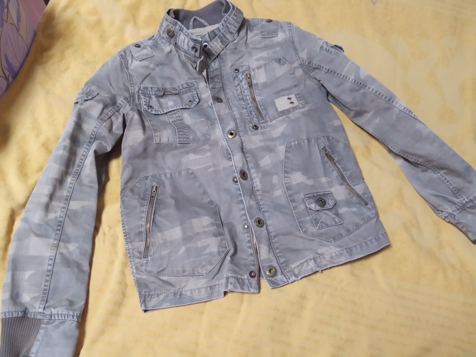 Джинсовая куртка