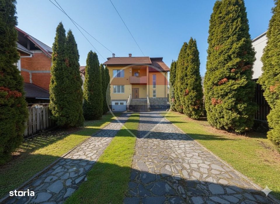 Casă / Vilă cu 8 camere de închiriat
