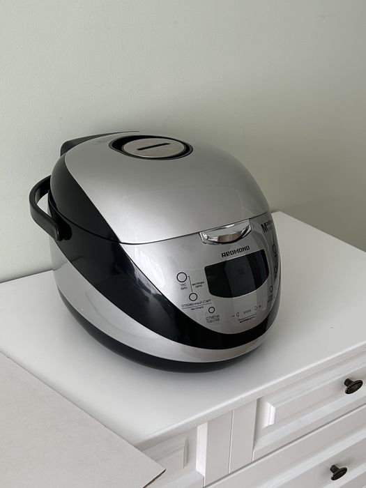 Мультиварка Редмонд