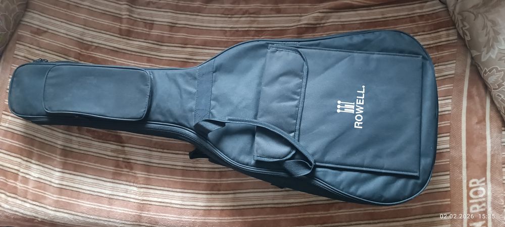 Продам гитару Adagio