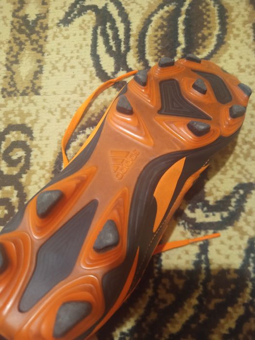 Детски бутонки за футбол Adidas 38 номер