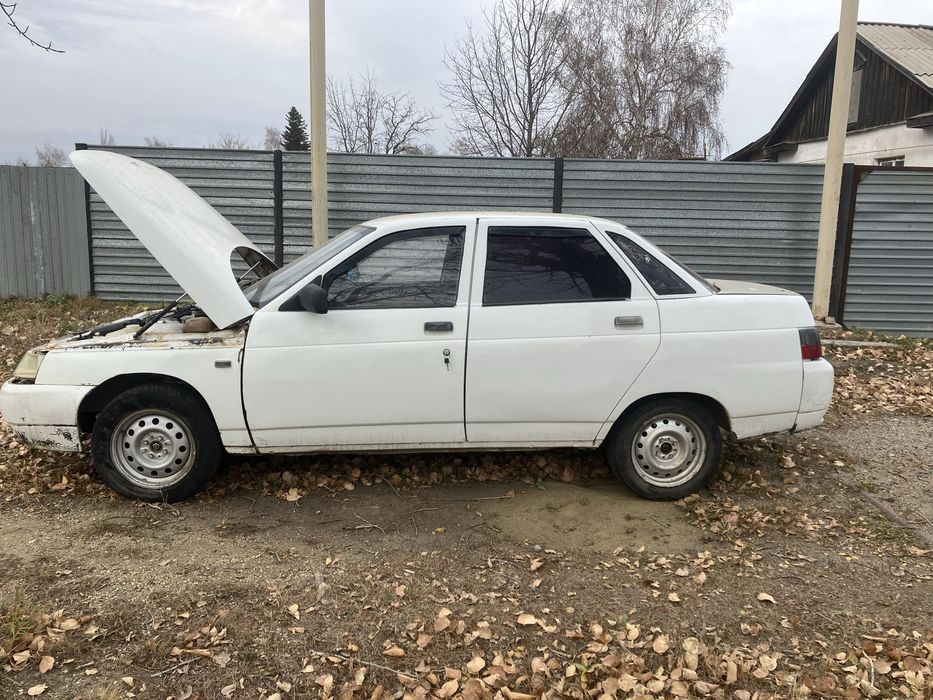 Продам ваз 2110.