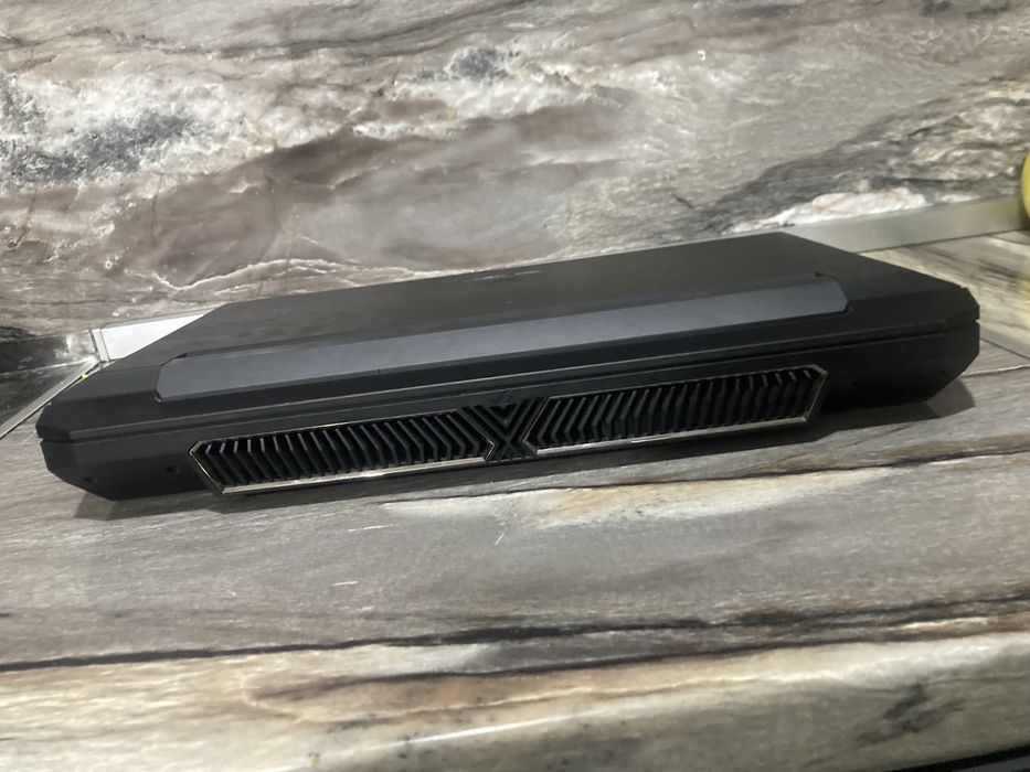 Лаптоп - ASUS G74S  /геймърски/