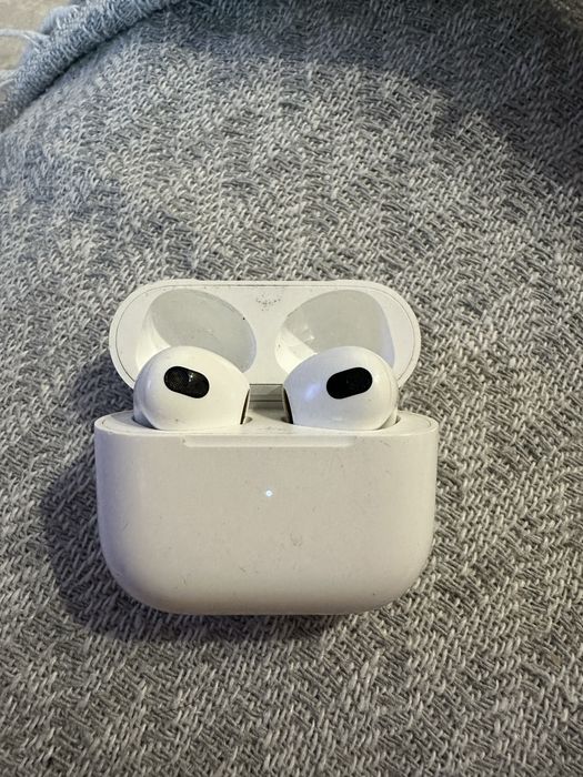 Airpods 3 на запчасти