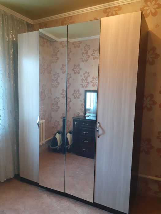 Продам вместительный шифоньер