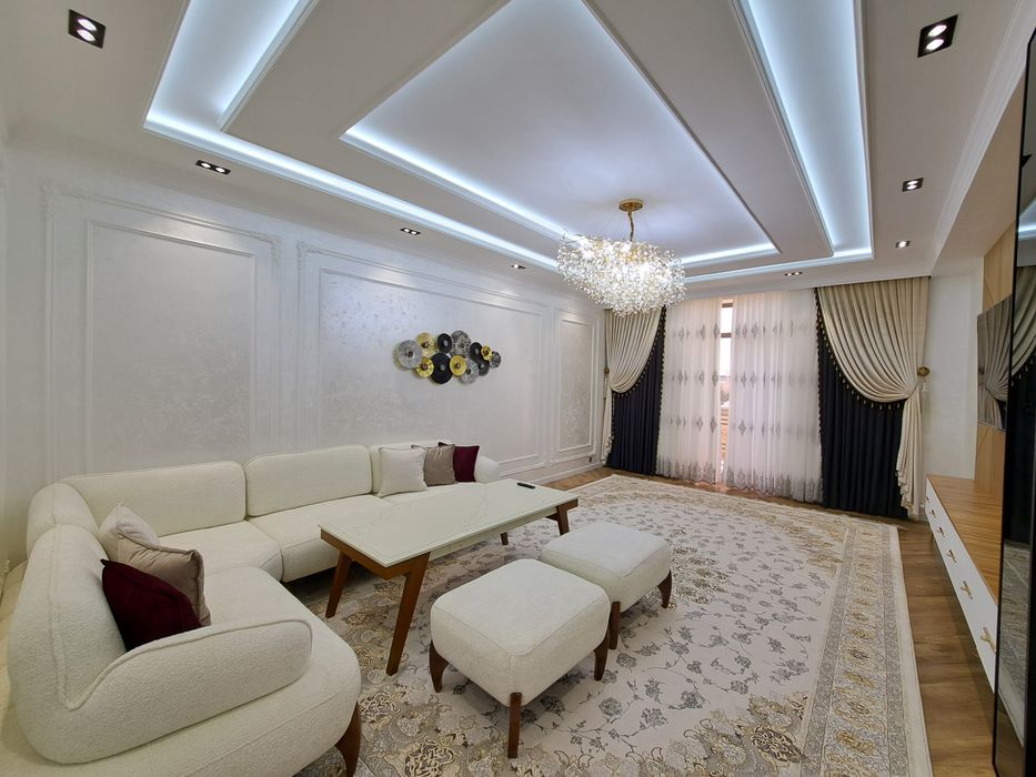 3 xonali lux kvartira sotiladi 110 m²