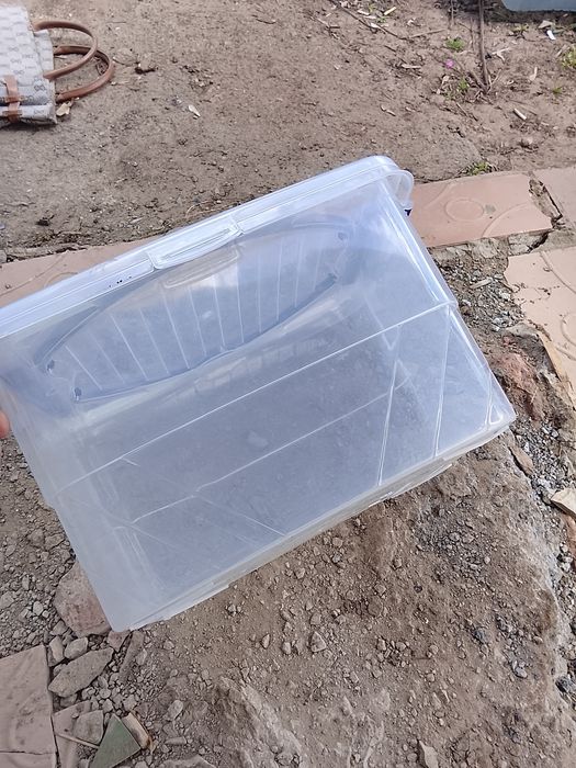 Продам контейнеры для пищи или для рыбалки