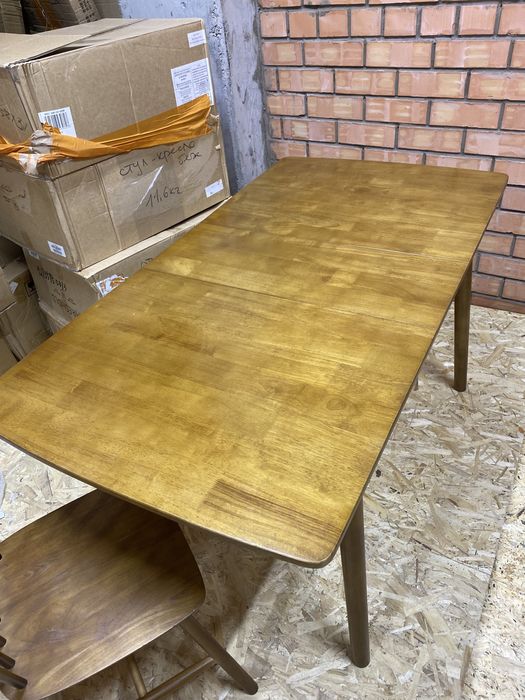 Продам стол + 4 стула