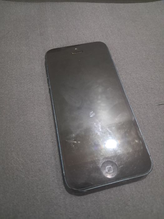 iPhone 5 на 64ГБ