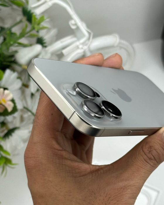 IPhone 15 Pro 256 gb