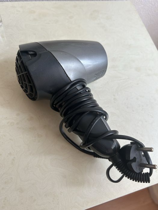 Фен для волос Braun