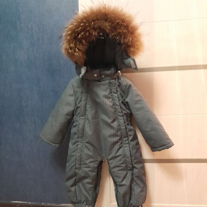 Продам б.у зимней  комбинезон- мешок _2000тг  .