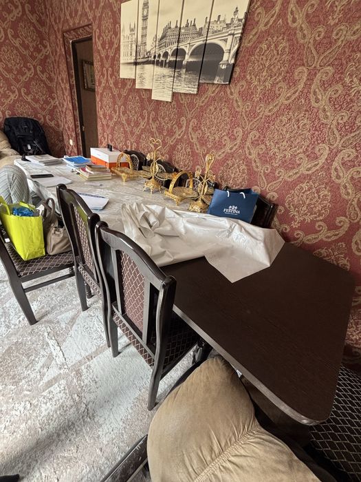 Продам стол со стульями