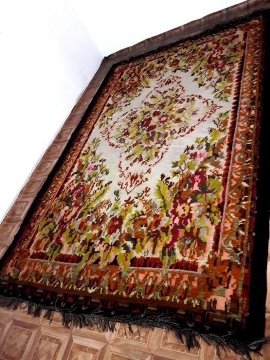 Covor Unicat  manual lăna ucrainean, lucrat manual, pentru colectionar