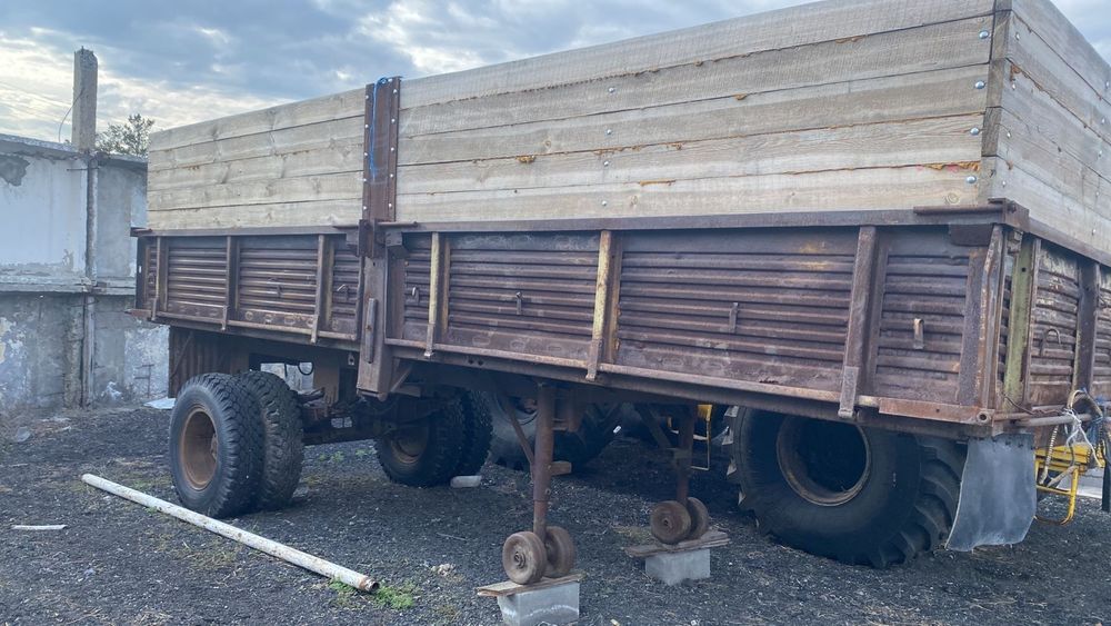 Продам ЗИЛ 130 тралер