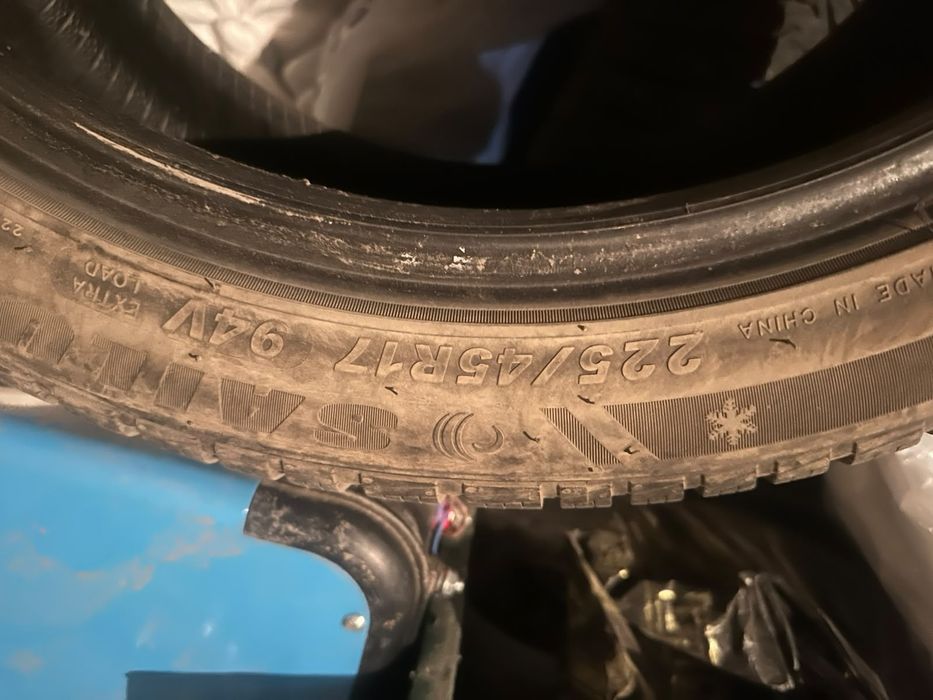 авто шины 225/45/17