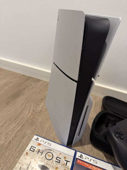 Vand PlayStation 5 Slim Edition 1TB & PlayStation Portal