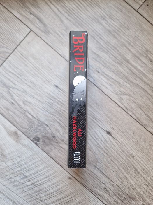 Bride - Ali Hazelwood (книга на английски)
