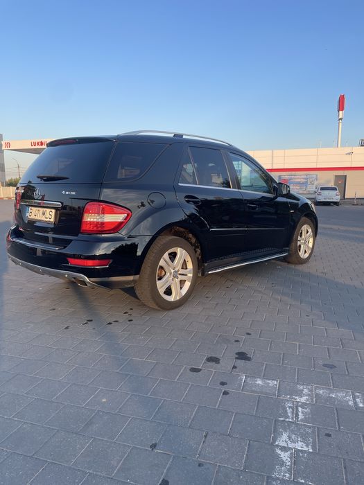 MERCEDES-BENZ ML-Class 2010 — imagine 3