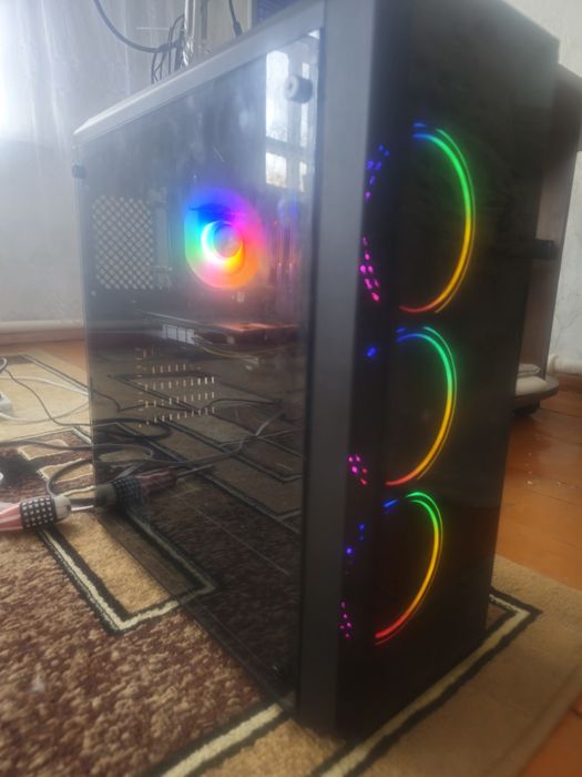 Продам комп торг есть