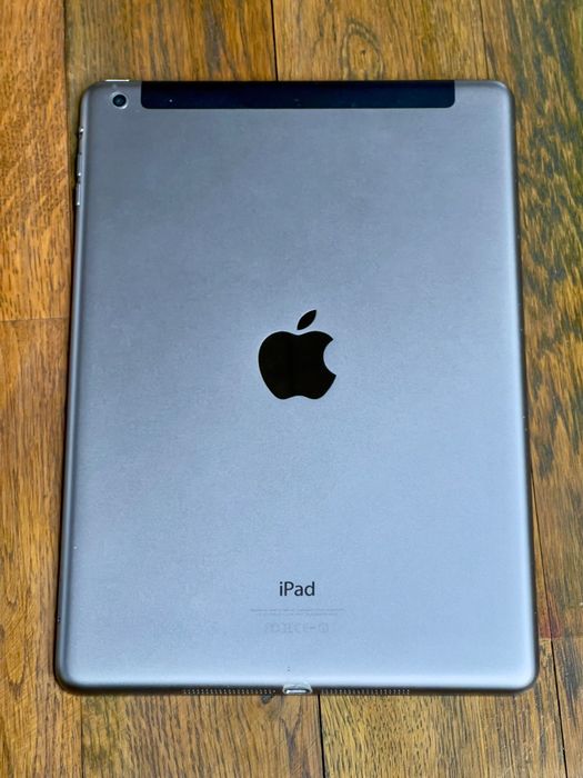Apple iPad Air model MD793FD/A 2013 64GB + SIM
