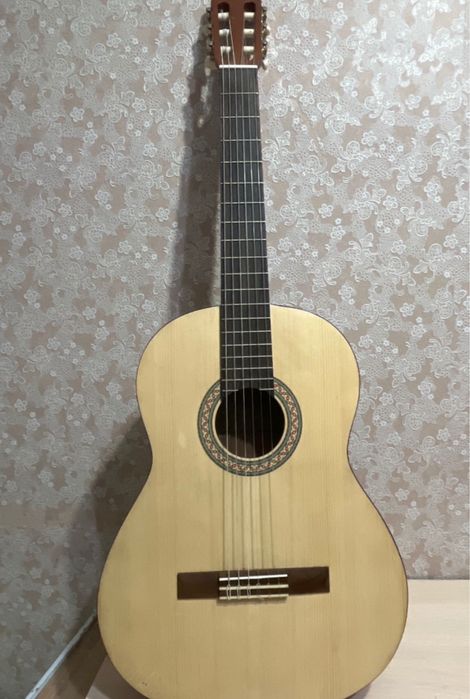 классическая гитара Yamaha C40M