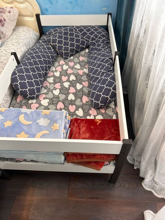 Продам детскую кровать