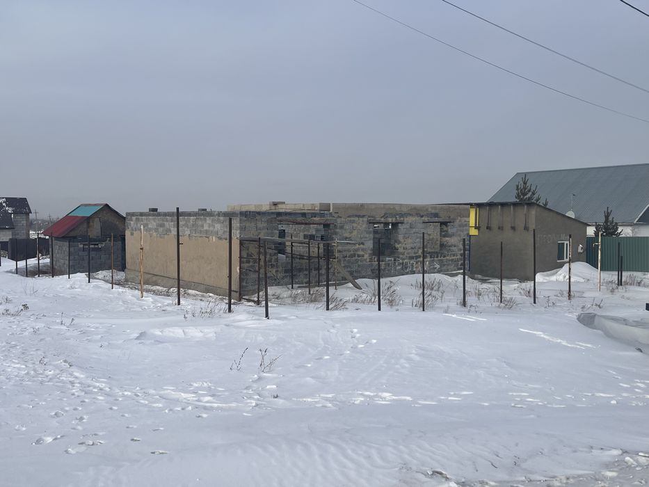 Участок с постройки