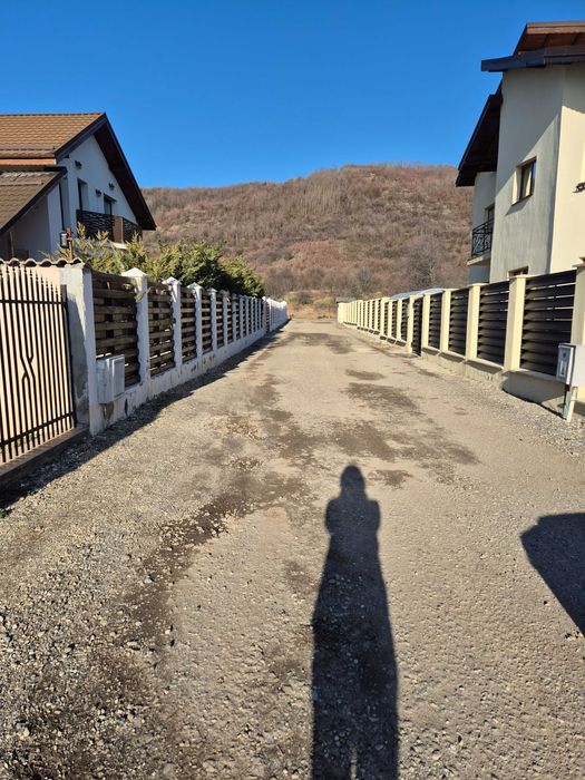 Teren intravilan Aninoasa, com. Viforata, 2000 mp parcelabil